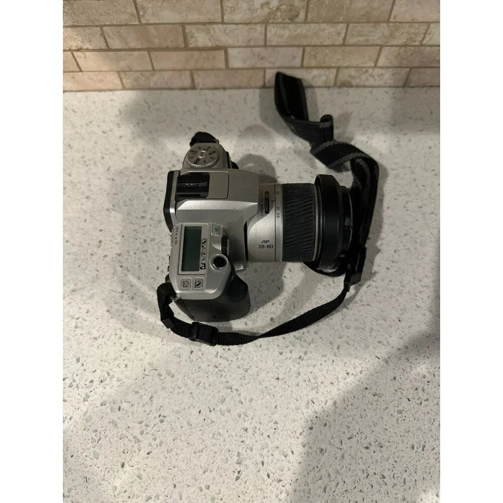 Minolta Maxxum 4‎ film camera with bag